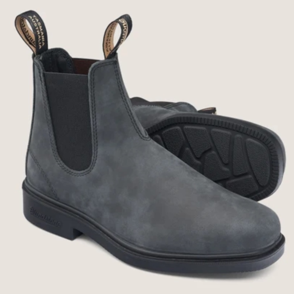 Blundstone Dress Series Square Toe Chelsea Boot